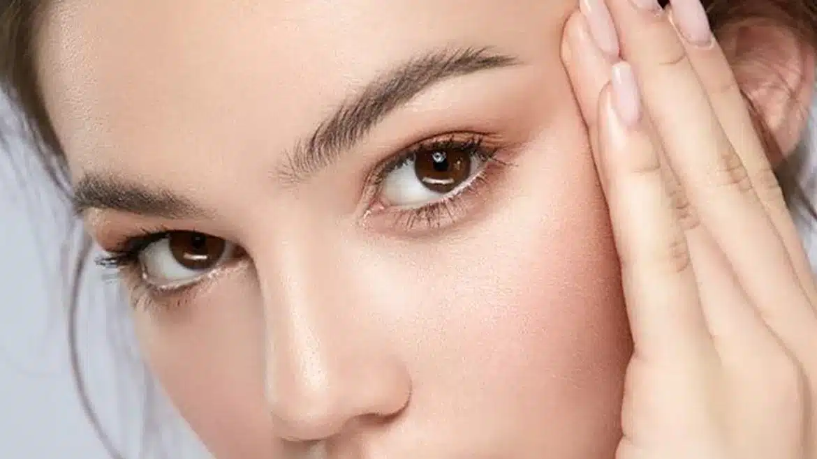 Eyebrow-Thread-in-Dubai